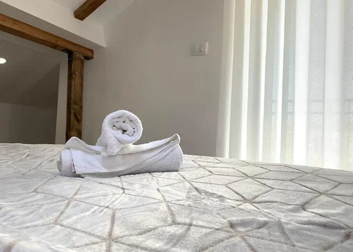 Apartment Noah's Attic - In Korce
