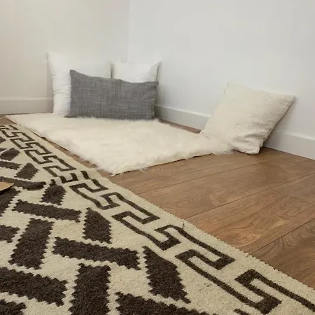 Apartment Noah's Attic - In